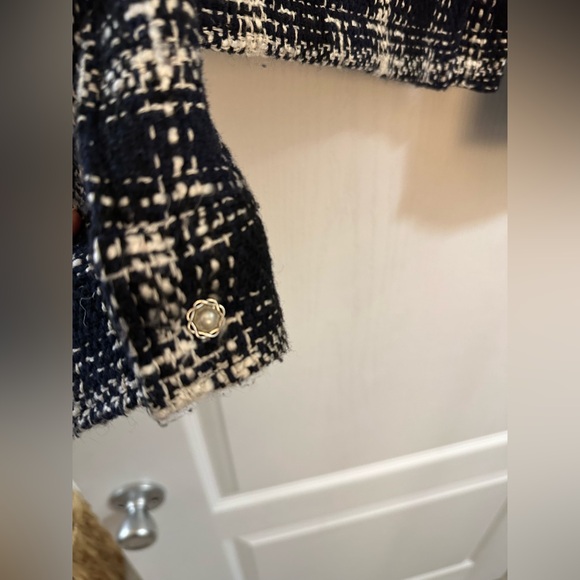 Express Navy and White Tweed Shacket Size Large - Picture 3 of 4